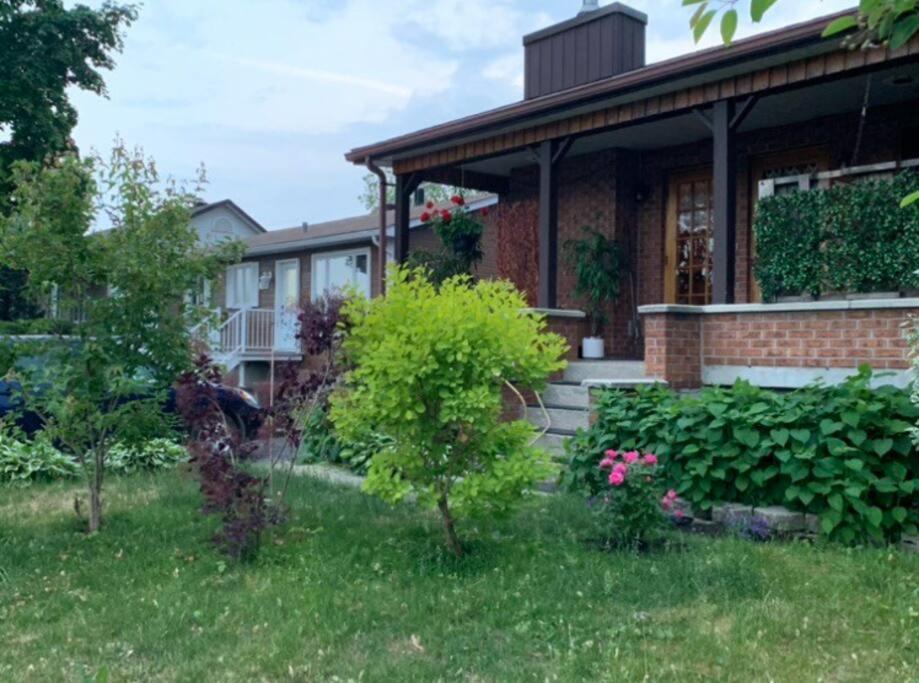 Appartamento Havre Chez Guylaine Laval Esterno foto
