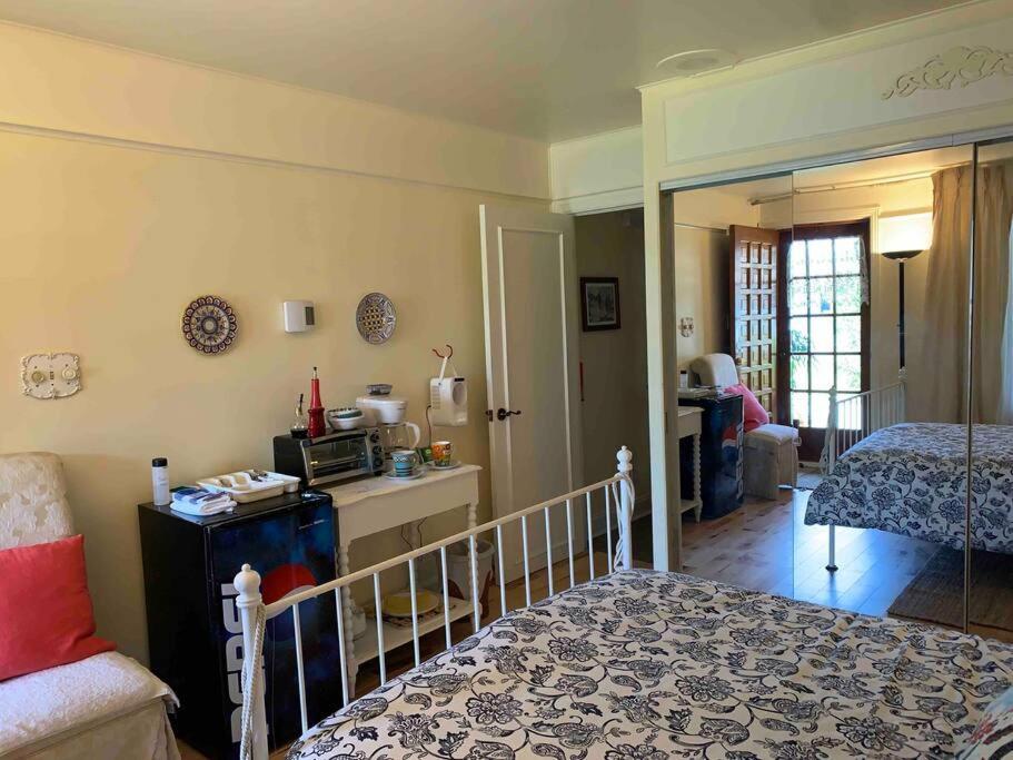 Appartamento Havre Chez Guylaine Laval Esterno foto